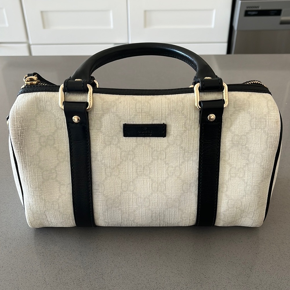 Authentic Gucci Vintage Monogram Leather Bag in White